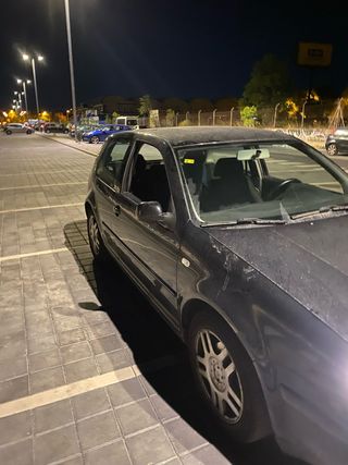 Volkswagen Golf 2001