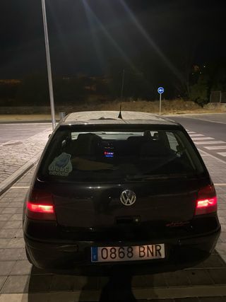 Volkswagen Golf 2001