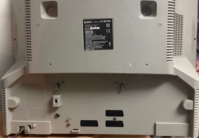 Televisor Sony WEGA Antiguo