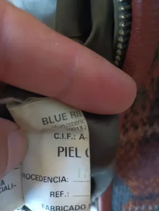 Cazadora de piel verde estilo boho