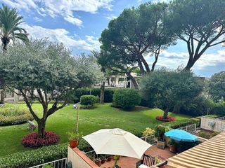 Dúplex en venta en Cavall Bernat - Cala Rovira en Castell-Platja d´Aro