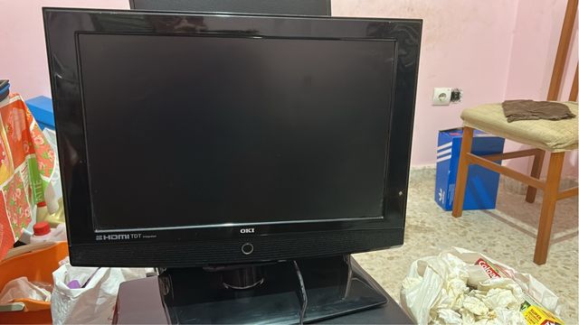 Televisión OKI Negra