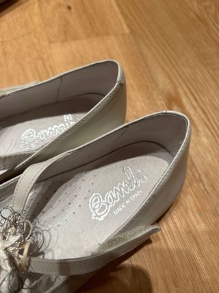Zapatos comunión talla 35 nacarado beig - Bambi