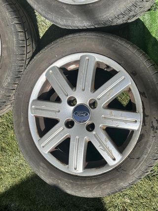 Llantas Ford Fiesta 195/50/15