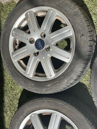 Llantas Ford Fiesta 195/50/15