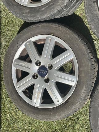 Llantas Ford Fiesta 195/50/15