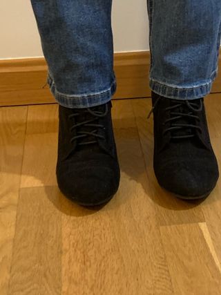 Botín cuña Zara Talla 41 Negro
