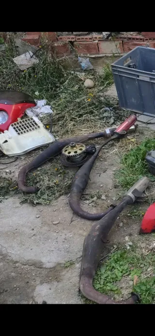 DERBI GPR 75 Roja