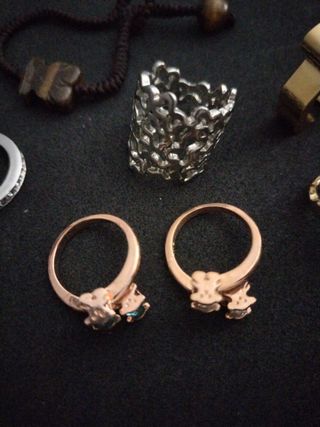 Conjunto de Anillos y Pulsera