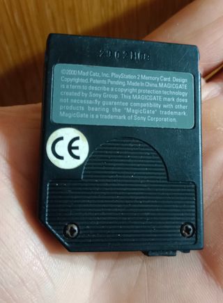 Tarjeta Memoria Mad Catz Magic Gate PS2 play 2
