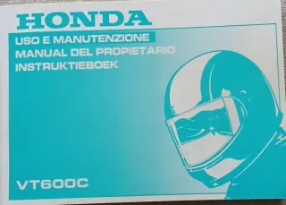 Honda Shadow VT 600C, año 1992, edición limitada.
