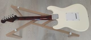 Guitarra Squier Stratocaster Modificada