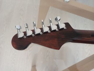 Guitarra Squier Stratocaster Modificada