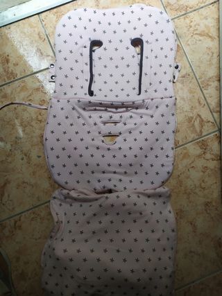 SILLA DE COCHE MAXI-COSI NEGRA + BASE REGULABLE