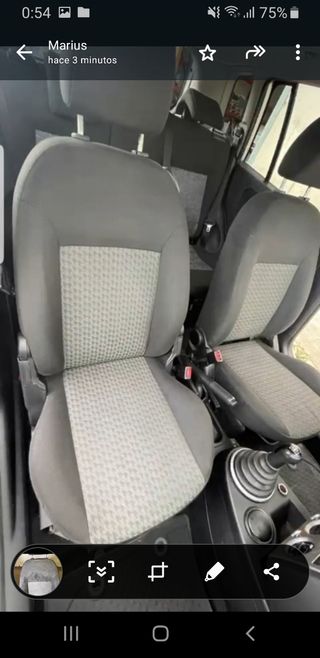 Se limpia coche interio y exterior profesionalmene