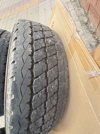 Neumáticos 205/65 R16C Bridgestone y Kumho