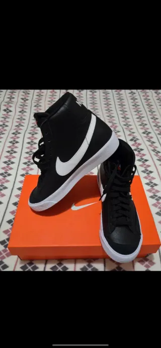 Nike Blazer Mid Big Kids 77 Zapatos