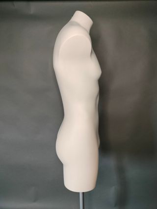 Maniquí Torso Hombre con Base
