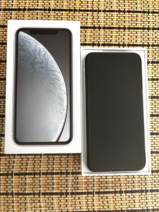 iPhone XR