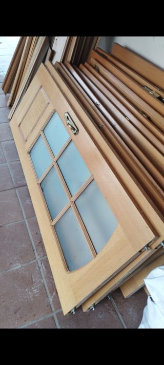 Puertas de madera maciza