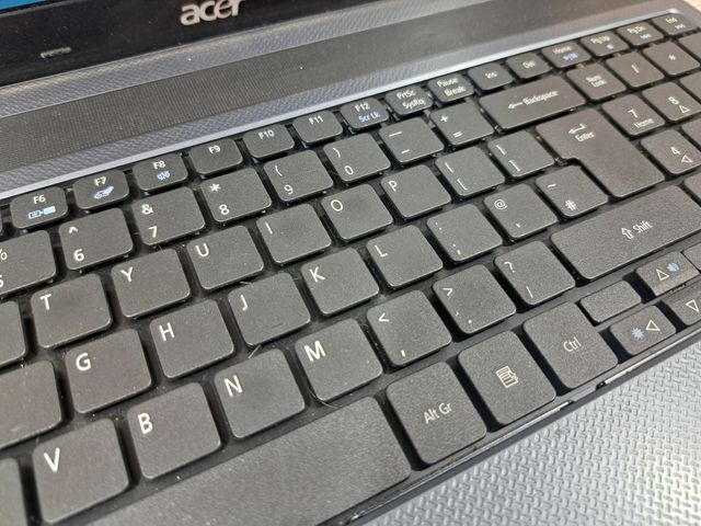 Computer portatile Acer 5333 P4600 da 8 GB 120 SSD