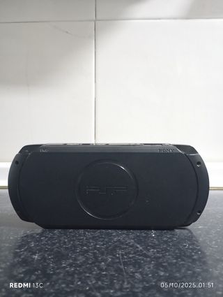 Sony PSP-E1004 Street Negra