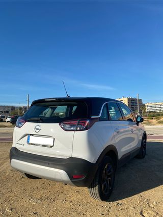Opel Crossland 2020 1.2 (110CV)
