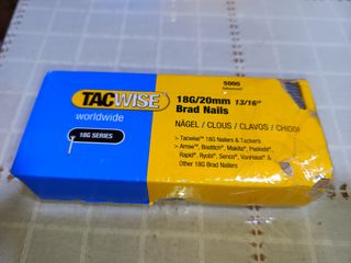 Tacwise 10000 Clavos 18G/20mm Galvanizados