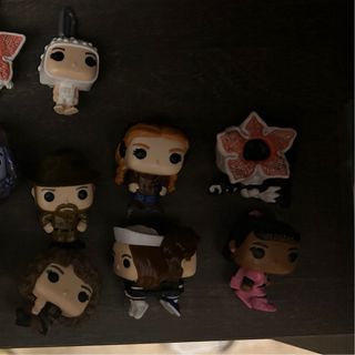 Kinder Joy Funko Stranger Things Colección