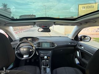 Peugeot 308 2015