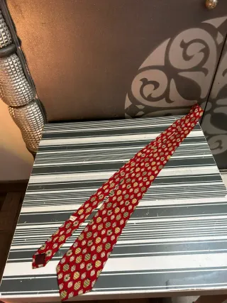 Corbata vintage Loewe Artesania Española