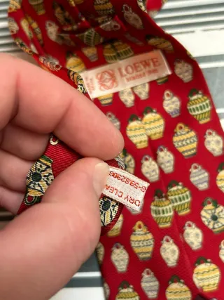 Corbata vintage Loewe Artesania Española