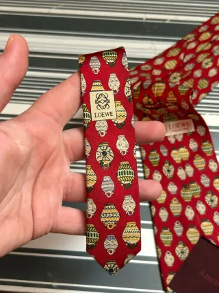 Corbata vintage Loewe Artesania Española