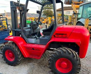 Torito sin papeles 4x4 de 2.500kg motor perkins