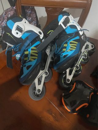 Patines en línea y equipo de protección