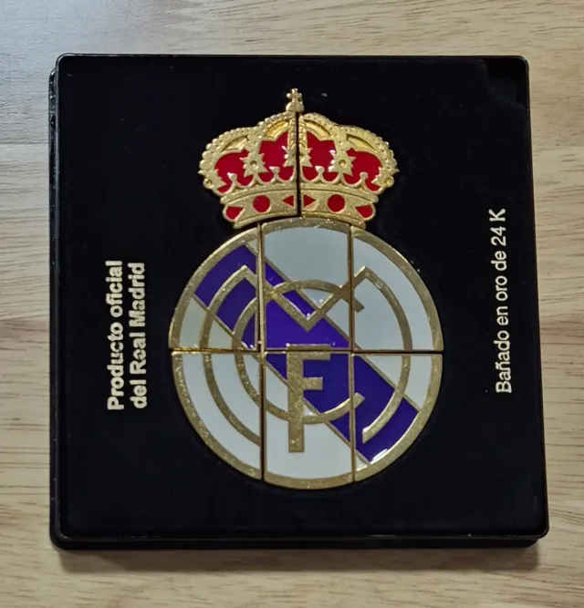 Puzzle Escudo Real Madrid Baño Oro 24K