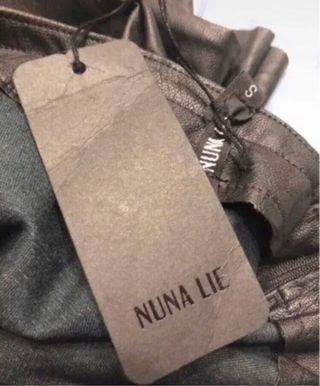 Falda Nuna Lie efecto piel Nueva