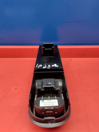 Mando Elevalunas VW Golf VI