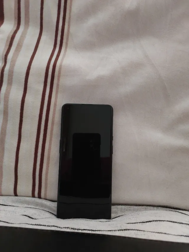 OnePlus 9 Pro 5G Como Nuevo