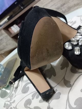 Zapatos de fiesta Marypaz negros con pedrería