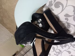 Zapatos de fiesta Marypaz negros con pedrería