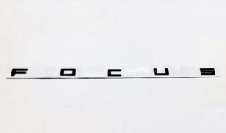 EMBLEMA LOGO TRASERO NEGRO FOCUS de FORD