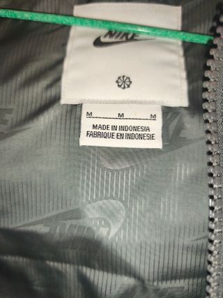 Chaleco Nike Gris