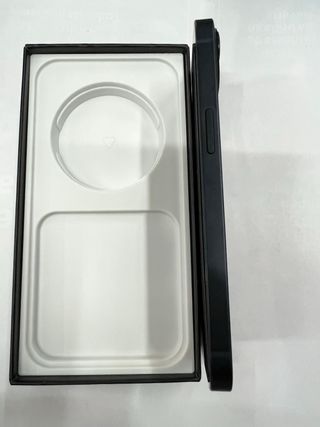 iPhone 13 • 128 GB • Azul Marino