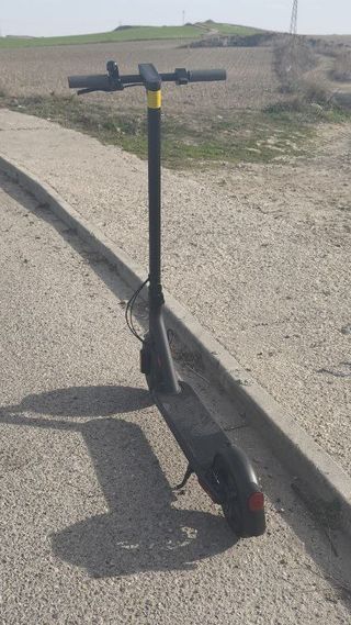 Patinete eléctrico marca Xiaomi scooter 4 PRO