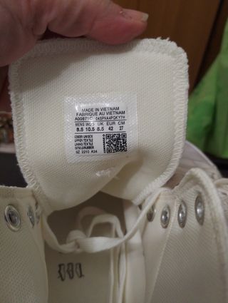 Converse bianche unisex taglia 41,5