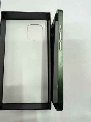 iPhone 13 • 128 GB • Verde