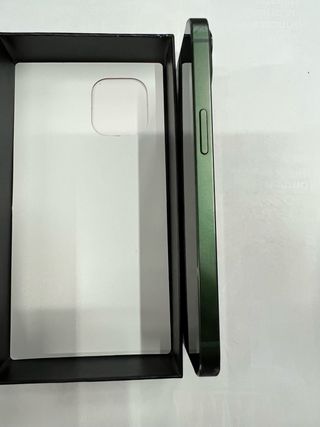 iPhone 13 • 128 GB • Verde