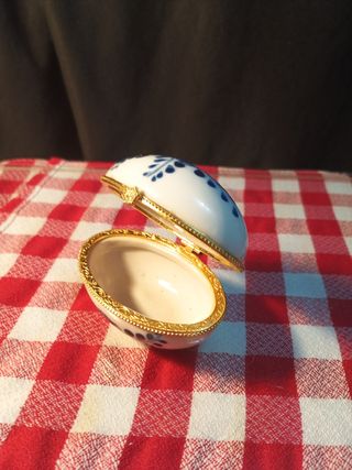 Joyero Huevo Porcelana Azul y Blanco
