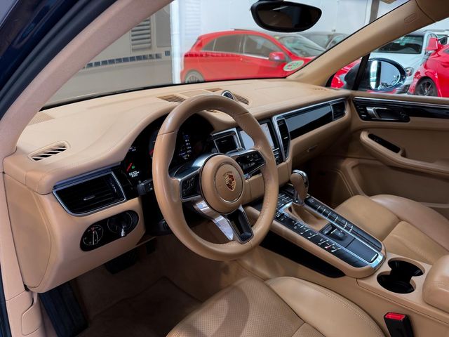 PORSCHE Macan S